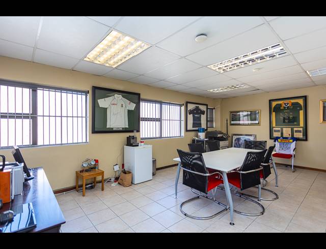 398M² BUILDING FOR SALE IN MARCONI BEAM INDUSTRIA